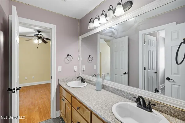 $374,900 | 257 Post Oak Lane, Richland, MS 39218