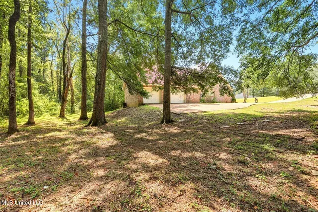 $389,900 | 257 Post Oak Lane, Richland, MS 39218