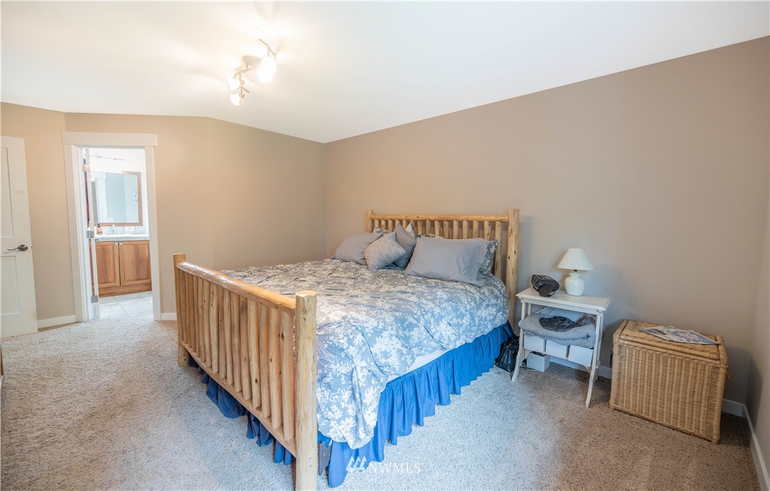 22823 Echo Lake Road Snohomish, WA 98296 - Photo 12 of 34 Gallery Image 12