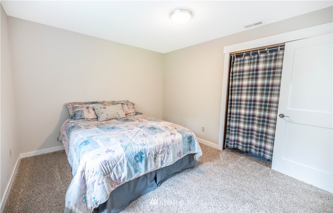 22823 Echo Lake Road Snohomish, WA 98296 - Photo 19 of 34 Gallery Image 19