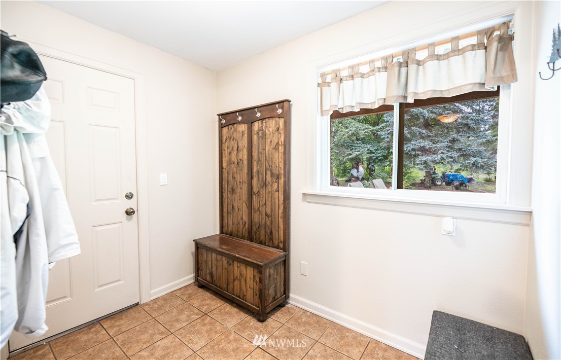 22823 Echo Lake Road Snohomish, WA 98296 - Photo 21 of 34 Gallery Image 21