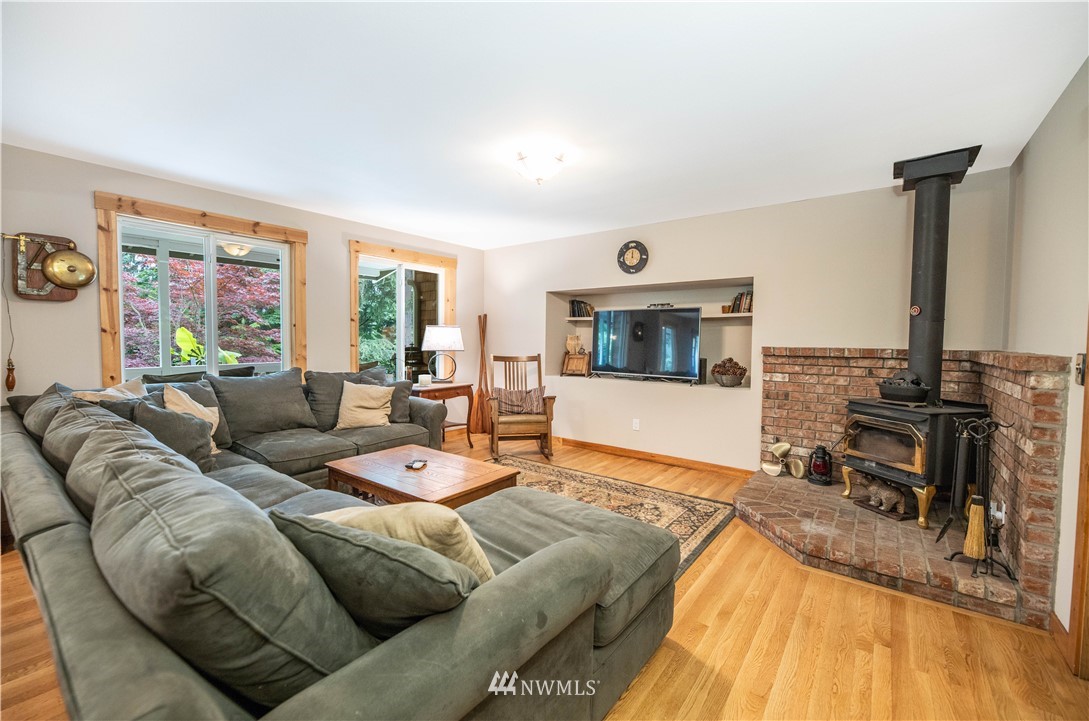 22823 Echo Lake Road Snohomish, WA 98296 - Photo 5 of 34 Gallery Image 5