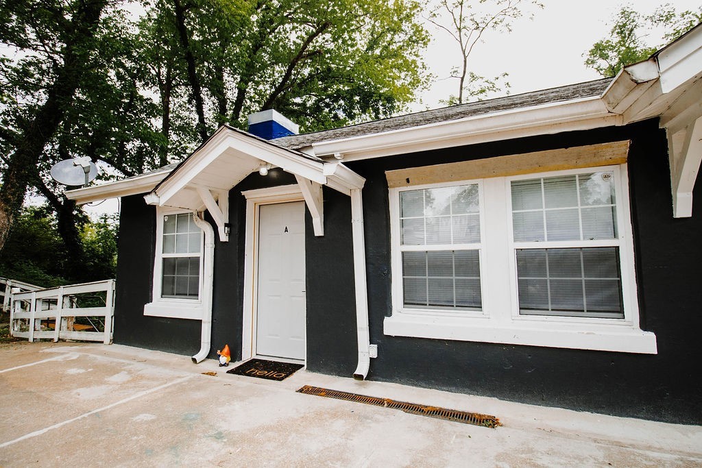 800 Riverside Drive Columbia, TN 38401 - Photo 1 of 23 Gallery Image 1