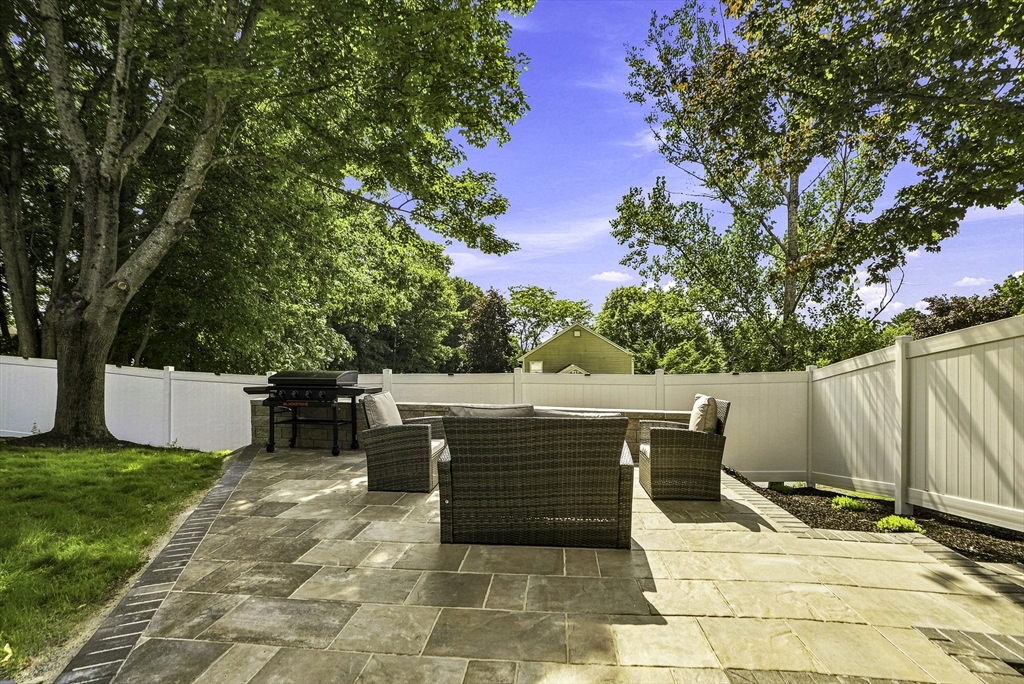 31 Lexington Road Shrewsbury, MA 01545 - Photo 39 of 41 Gallery Image 39