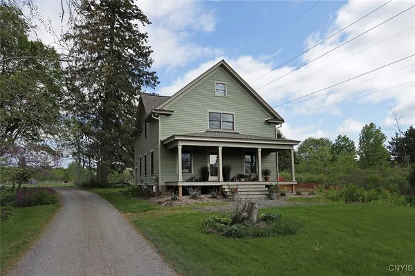 $5,000,000 | 4913 Highway 31, Clay, NY 13041