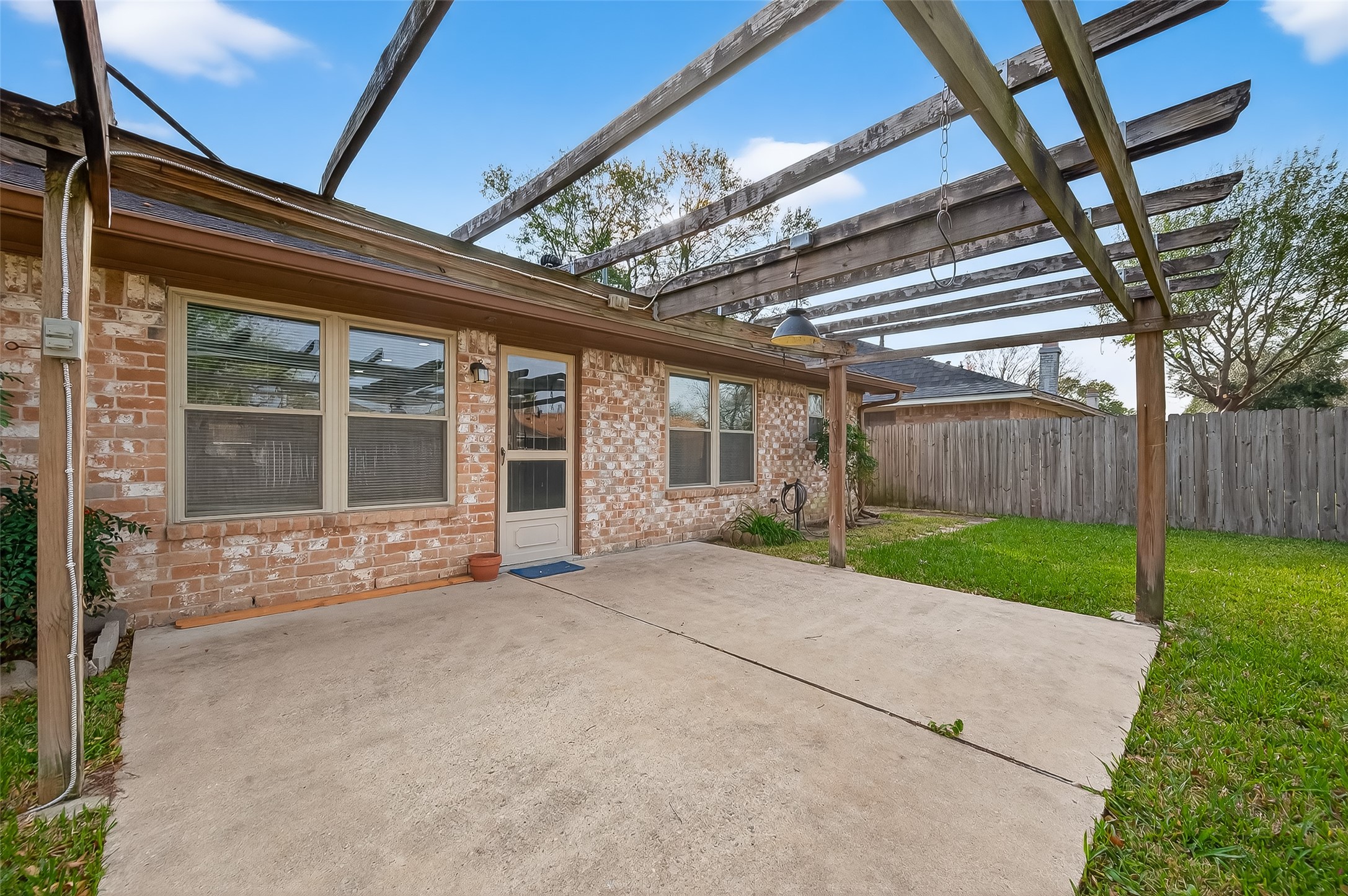 3414 Lemon Tree Lane Houston, TX 77088 - Photo 32 of 38