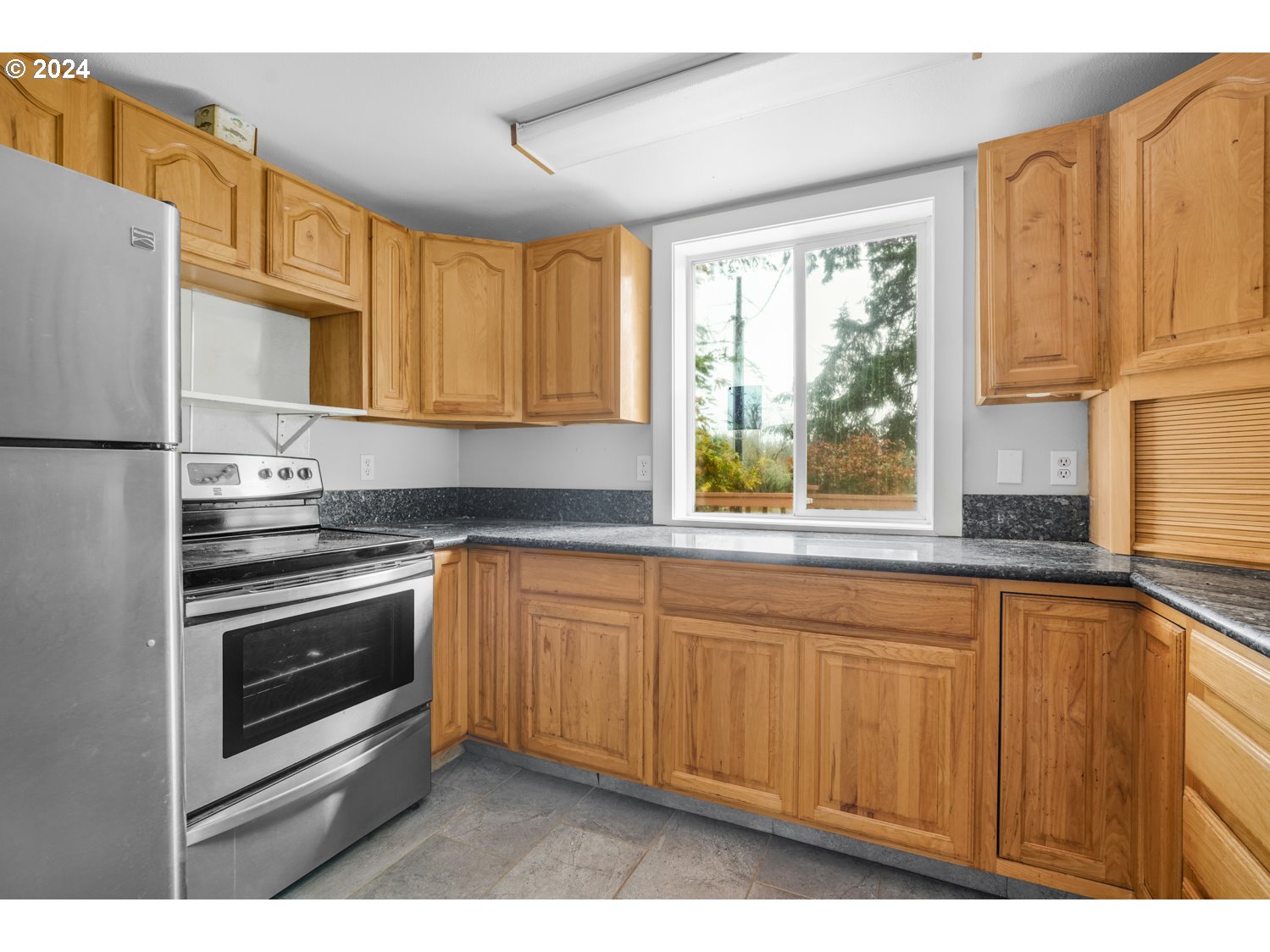 39468 Kingston Jordan Road Scio, OR 97374 - Photo 5 of 23 Gallery Image 5