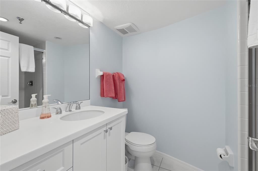 1425 Gulf Of Mexico Drive, Unit 408 Longboat Key, FL 34228 - Photo 14 of 45