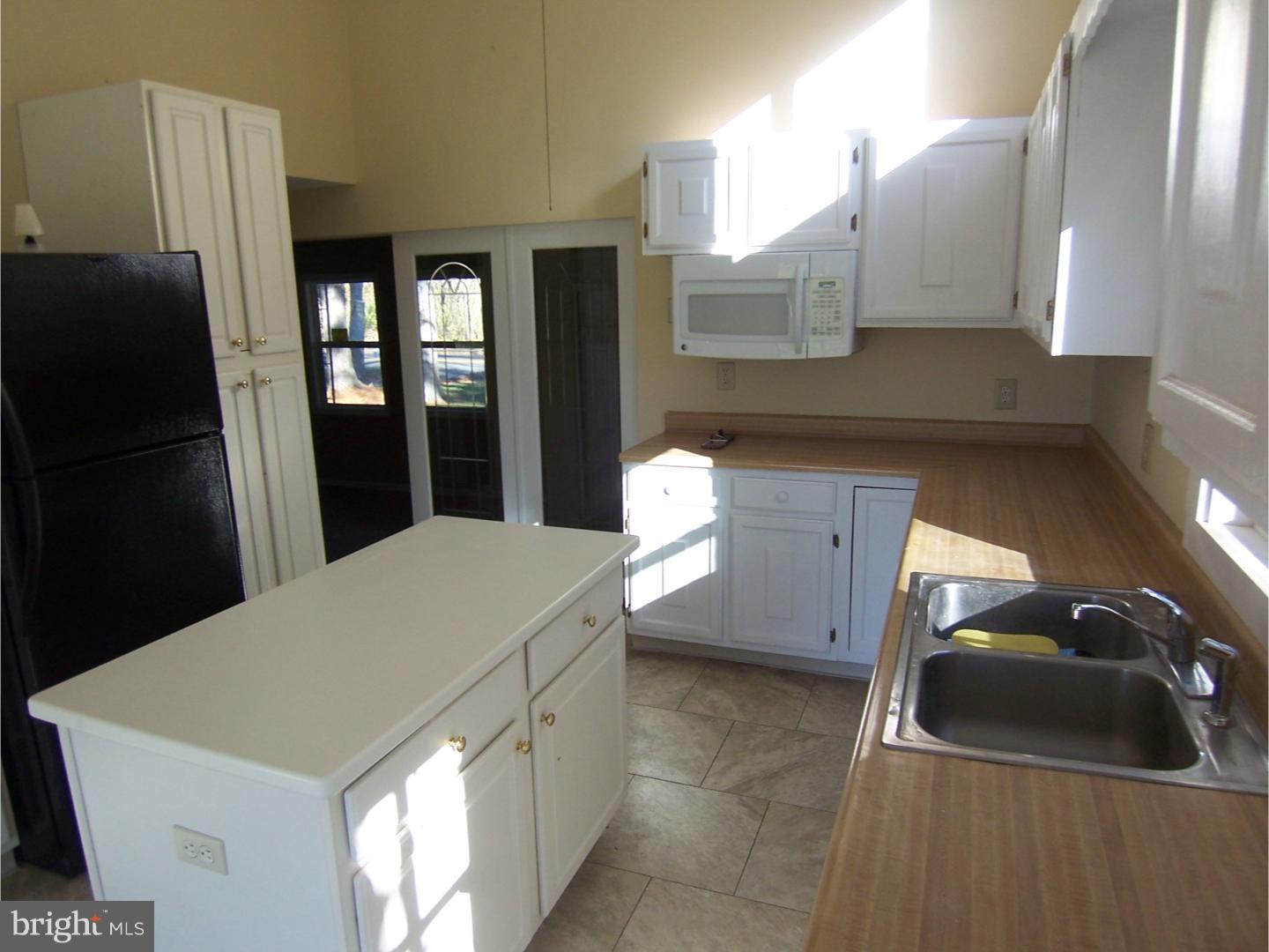 643 Scotch Road Pennington, NJ 08534 - Photo 15 of 25
