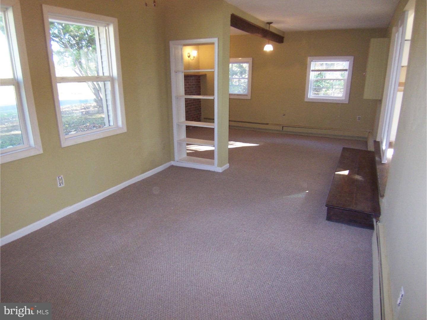 643 Scotch Road Pennington, NJ 08534 - Photo 4 of 25
