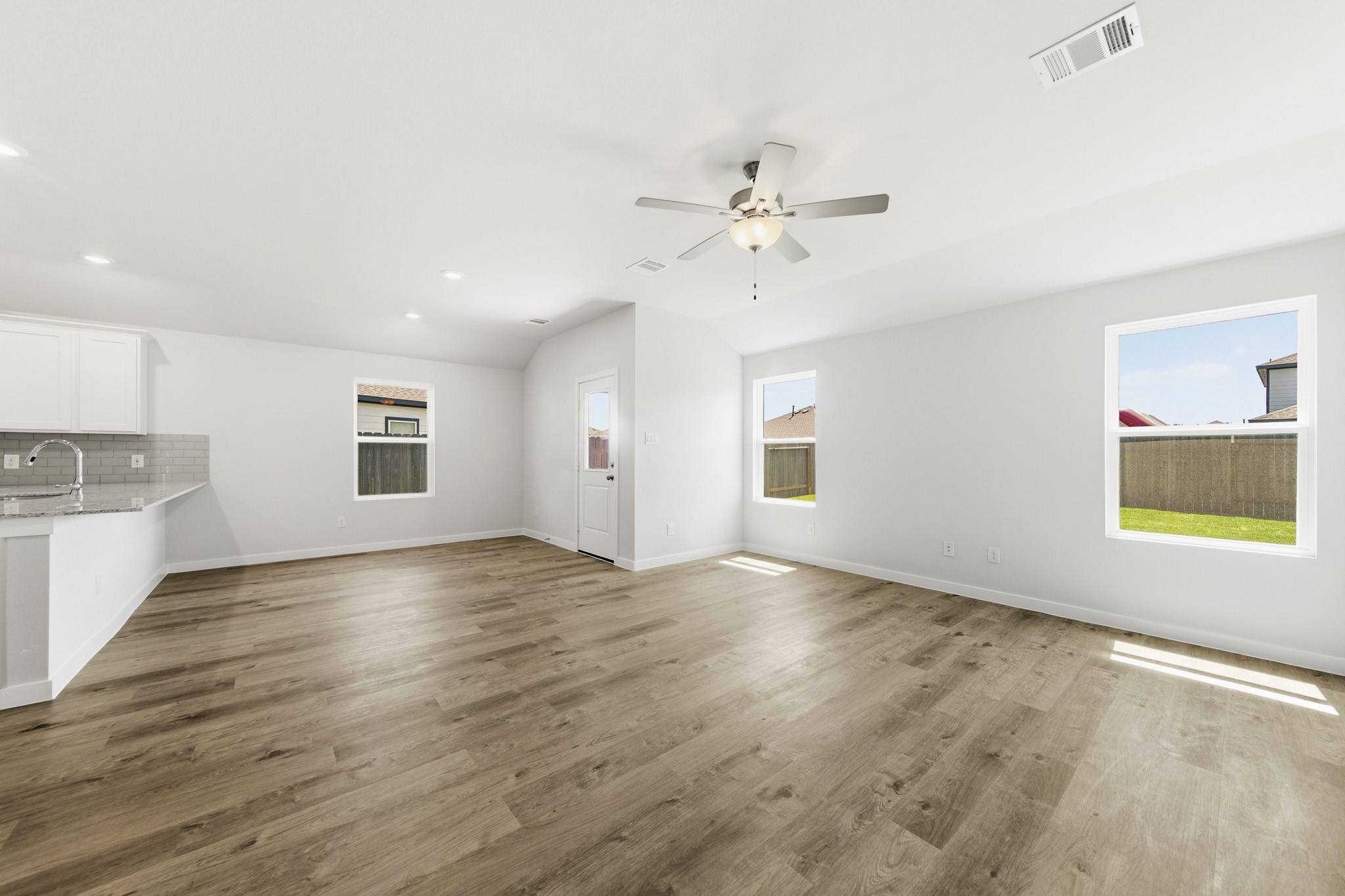 14120 Lost Ml Road Conroe, TX 77303 - Photo 11 of 30