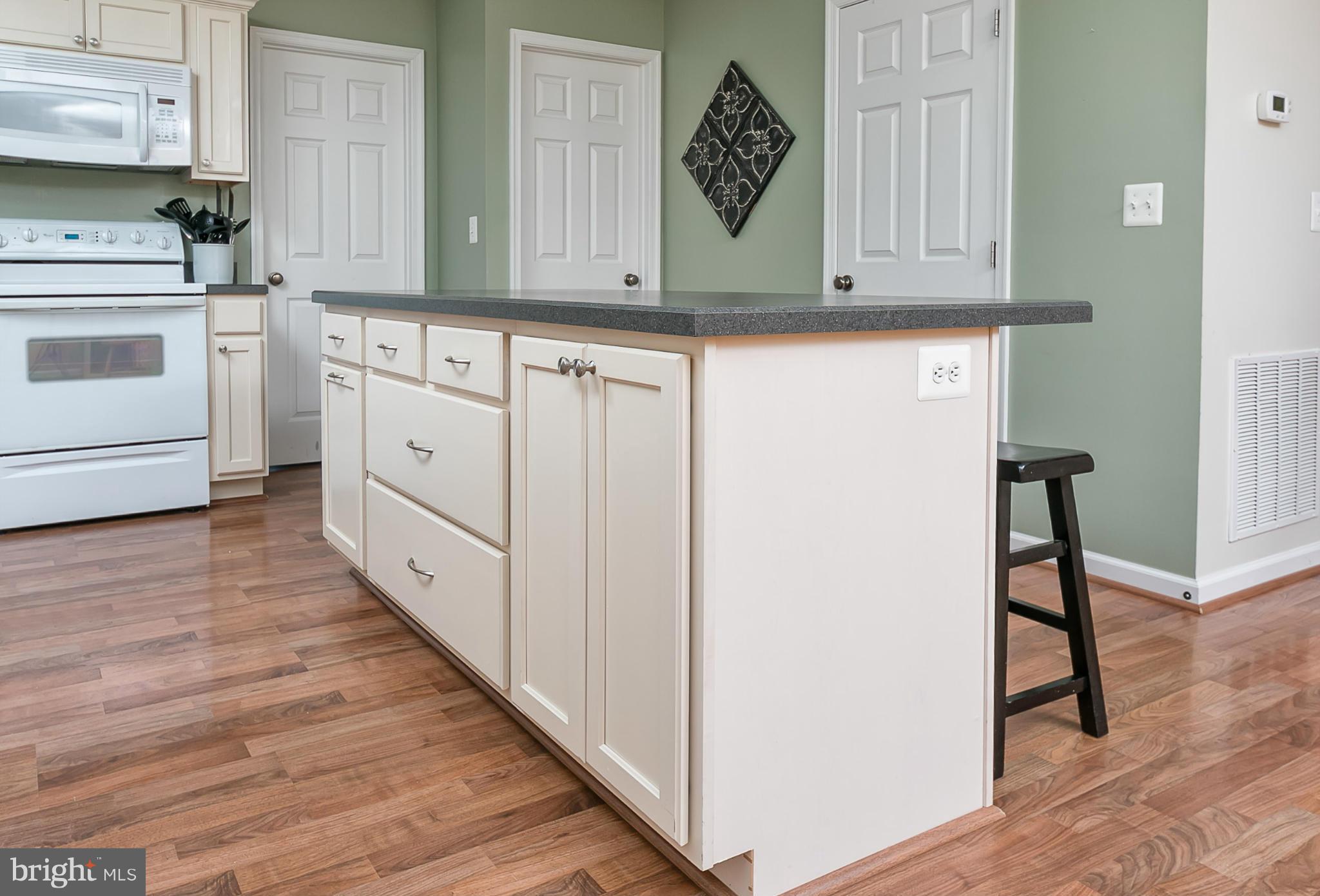 13204 Patuxent Road Baltimore, MD 21220 - Photo 14 of 30 Kitchen
