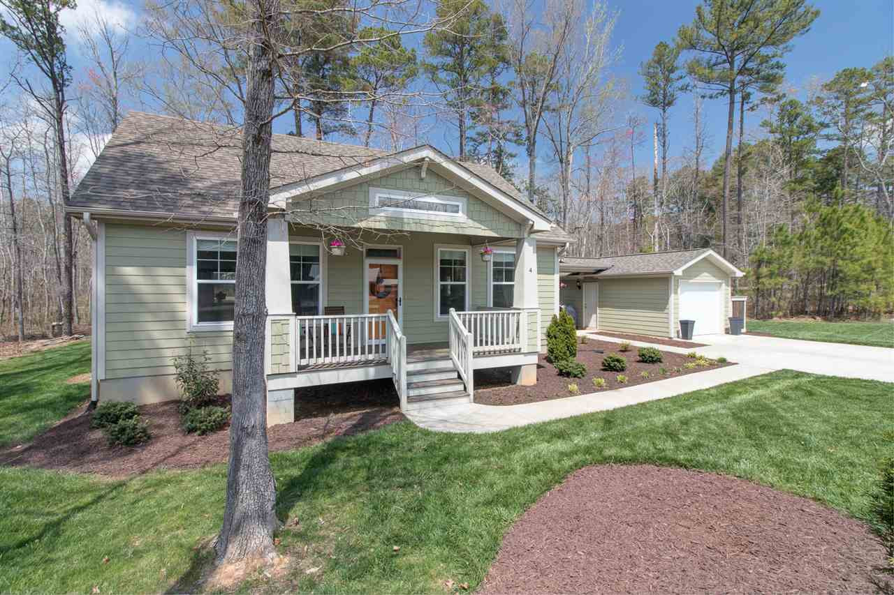 4 Moss Spring Court Durham, NC 27712 - Photo 2 of 25 Exterior Front