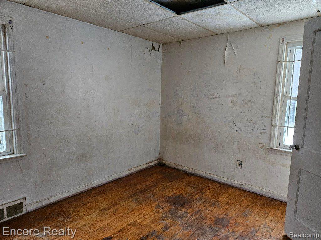 9039 Rutland Street Detroit, MI 48228 - Photo 13 of 19 Gallery Image 13