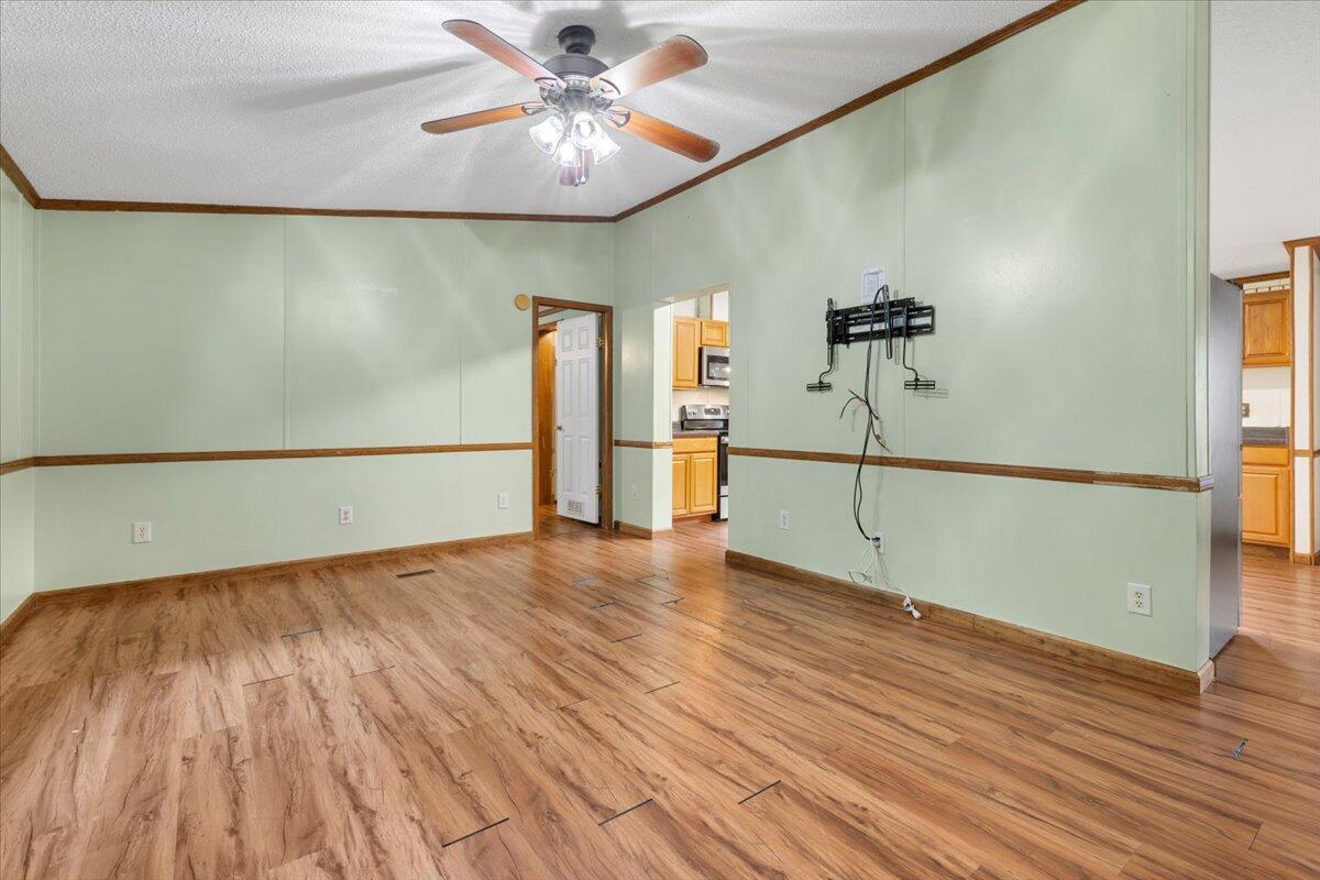 5583 Bradshaw Road Salem, VA 24153 - Photo 24 of 51 25-IMG_1309