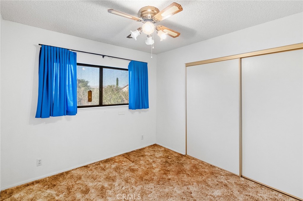 19213 Tecumseh Road Apple Valley, CA 92307 - Photo 29 of 43