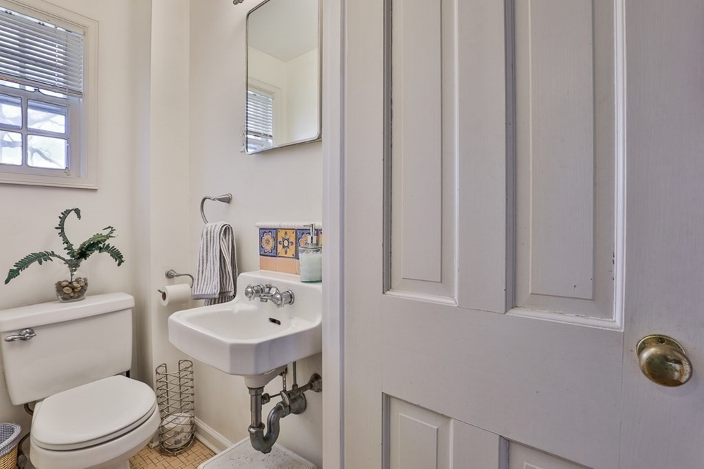 17 Carlson Road Milton, MA 02186 - Photo 15 of 28