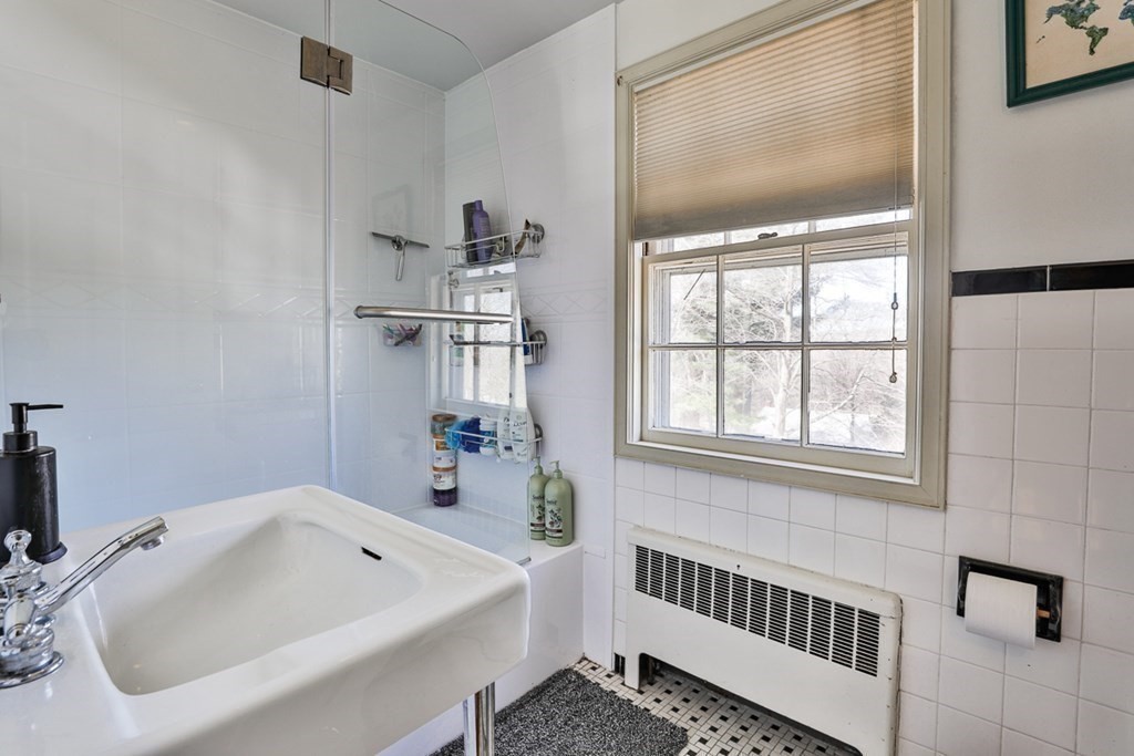 17 Carlson Road Milton, MA 02186 - Photo 23 of 28