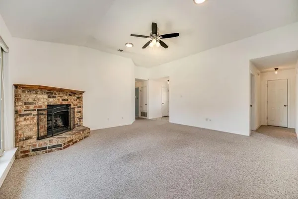 $2,350 | 2031 Lansdown Drive, Carrollton, TX 75010