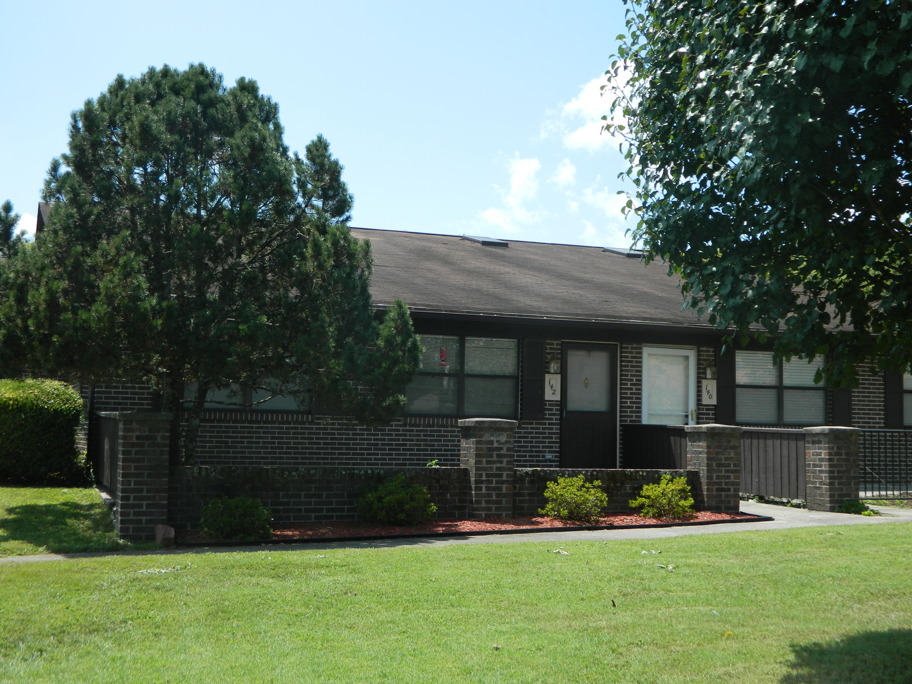 142 Golfcrest Lane Oak Ridge, TN 37830 - Photo 1 of 11 DSCN3368