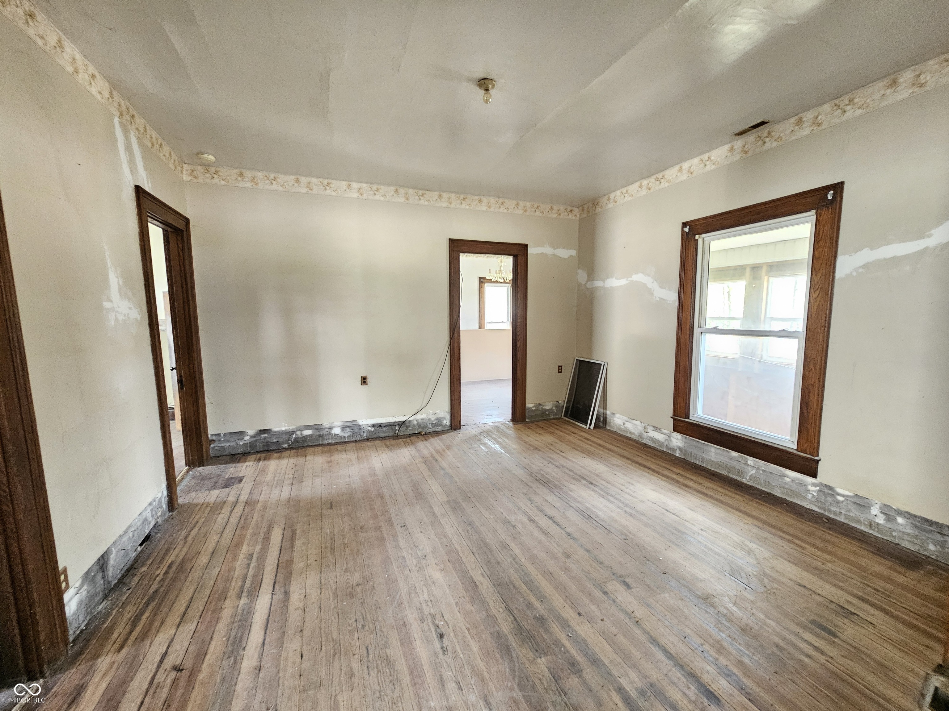415 North Independence Street Windfall, IN 46076 - Photo 8 of 13