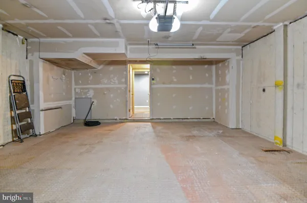 $3,000 | 5061 Cameo Terrace, Perry Hall, MD 21128