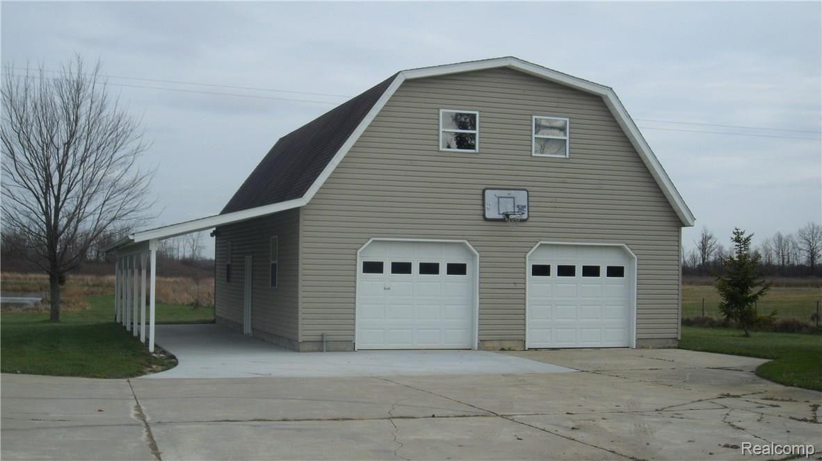 5462 Gleason Road Emmett, MI 48022 - Photo 2 of 37 SAM_3694.JPG