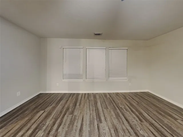 $2,490 | 6714 Hidden Colony Lane, League City, TX 77539