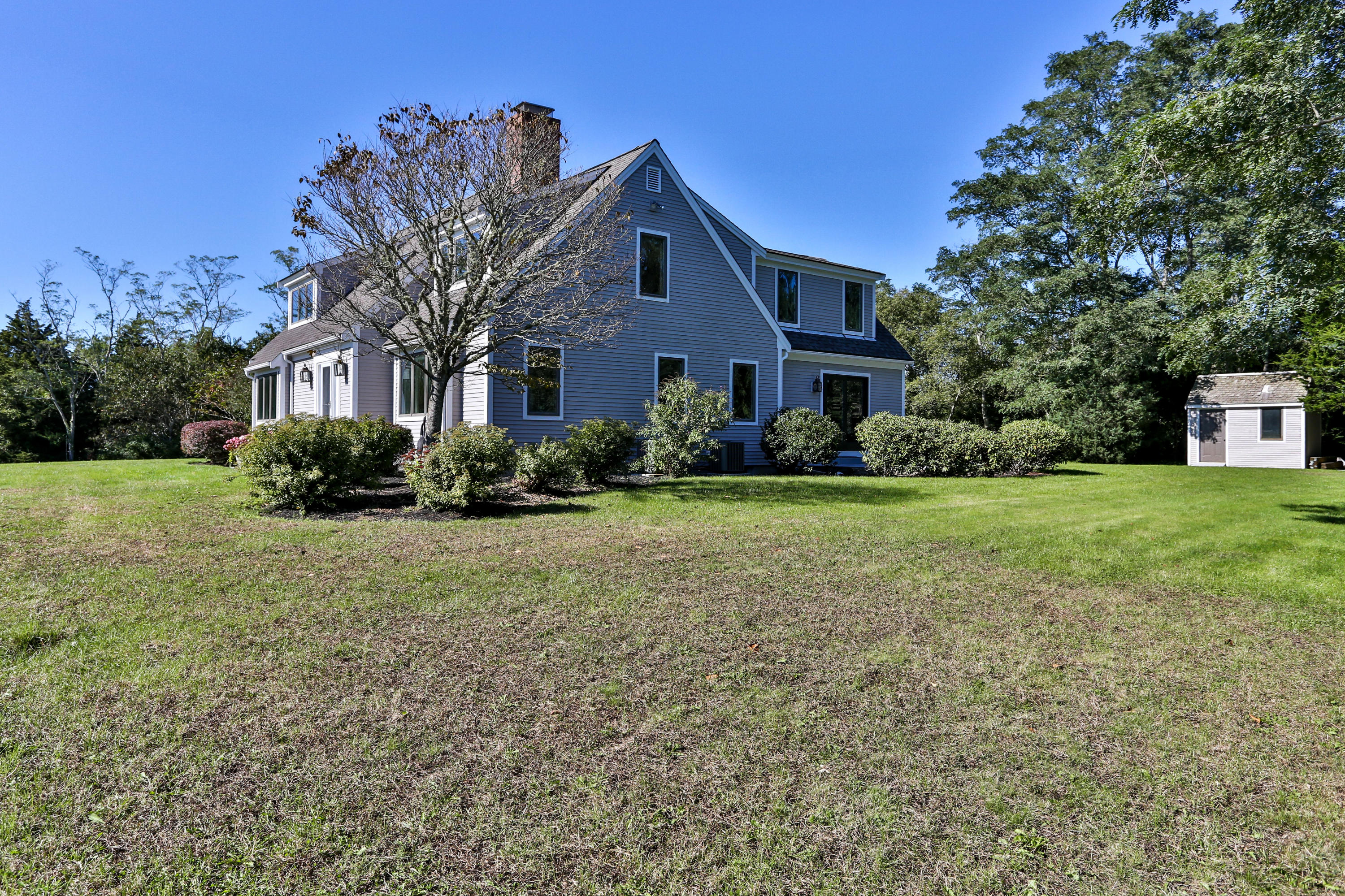 52 Dyer Prince Road Eastham, MA 02642 - Photo 29 of 35 52DyeLR-46