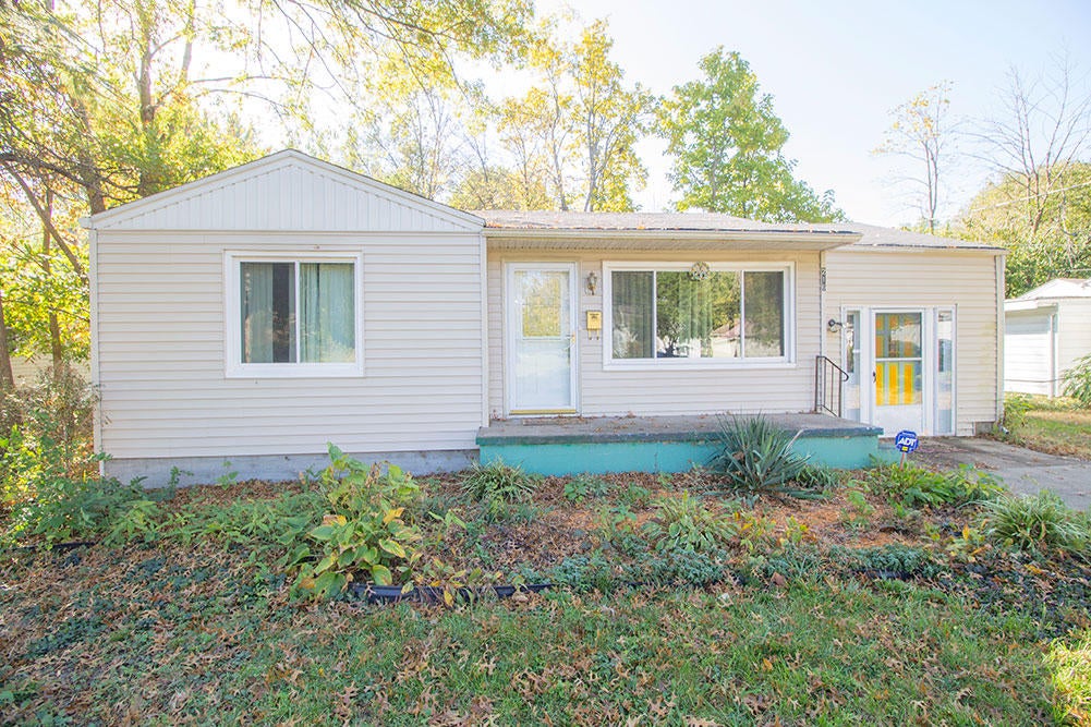 216 West Sexton Road Columbia, MO 65203 - Photo 1 of 1 Gallery Image 1