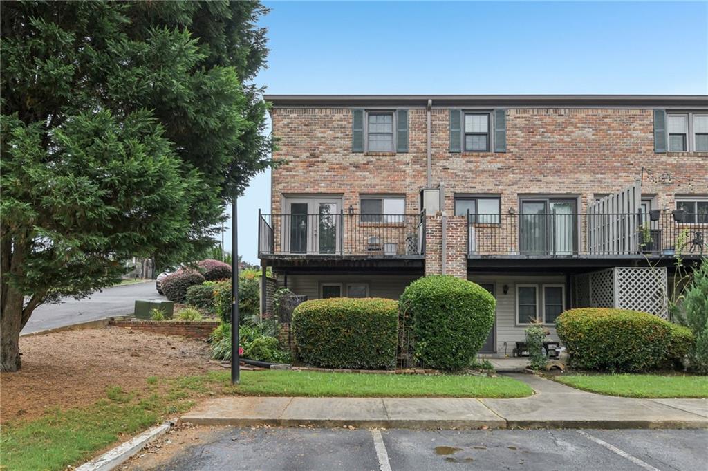 3071 Colonial Way, Unit H Atlanta, GA 30341 - Photo 18 of 24