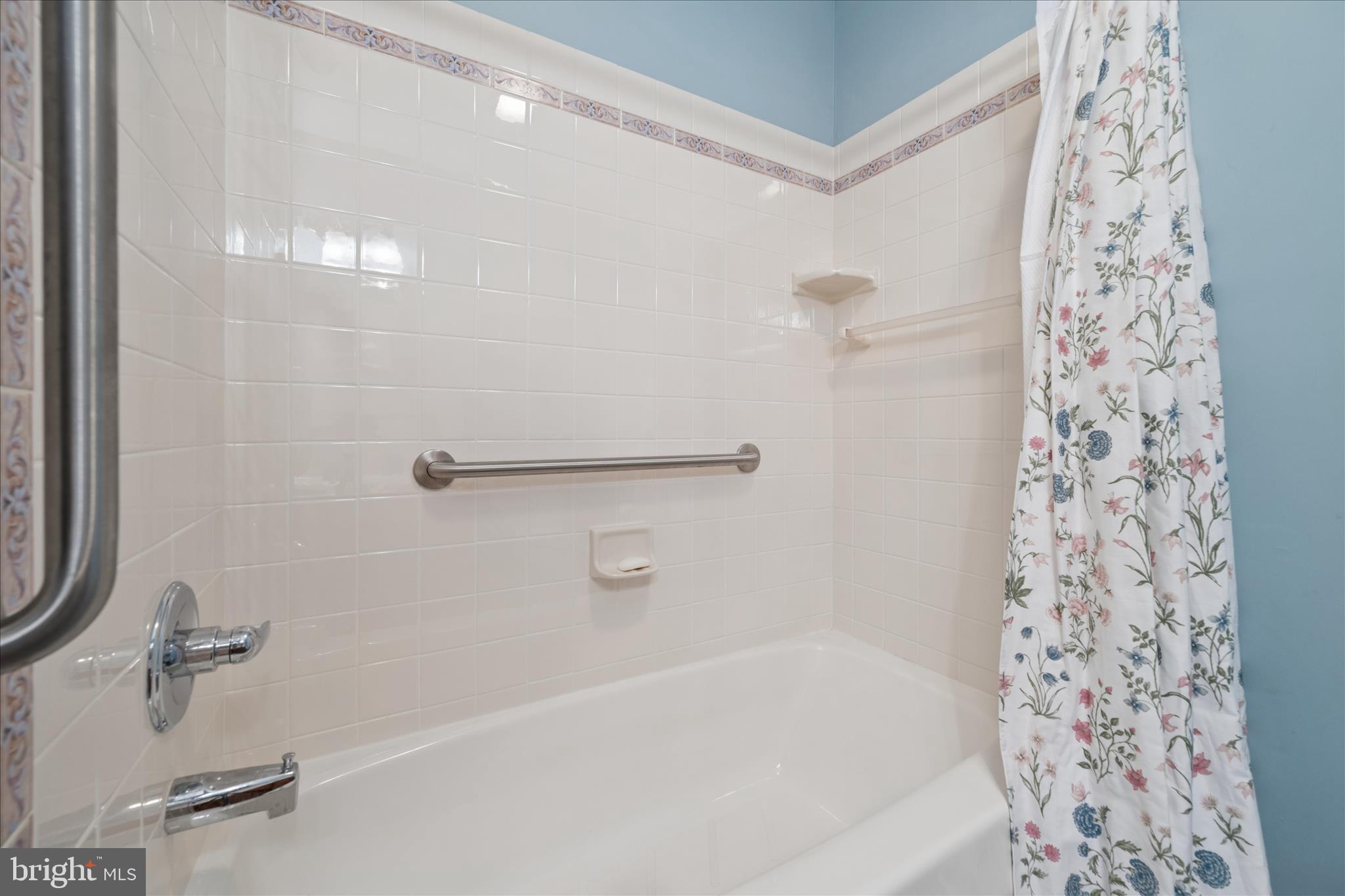 17223 Clover Leaf Road Hagerstown, MD 21740 - Photo 39 of 59 Bathroom