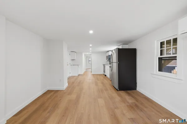 $2,200 | 96 West Main Street, Chester, CT 06412