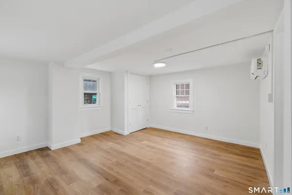 $2,200 | 96 West Main Street, Chester, CT 06412