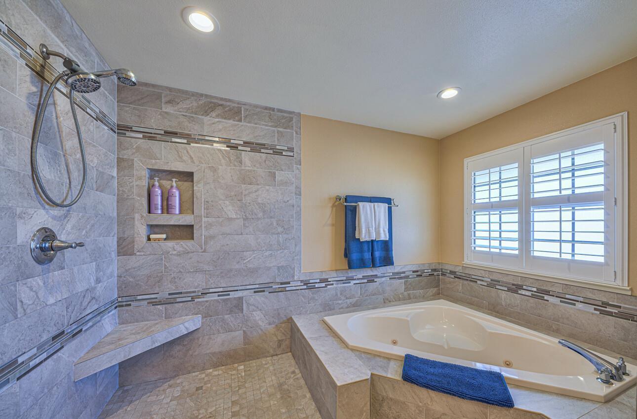 22105 Ranchito Drive Salinas, CA 93908 - Photo 21 of 38