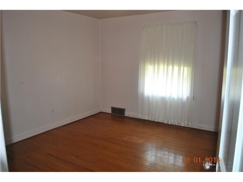 2396 Brodhead Road Aliquippa, PA 15001 - Photo 3 of 7 Bedroom.