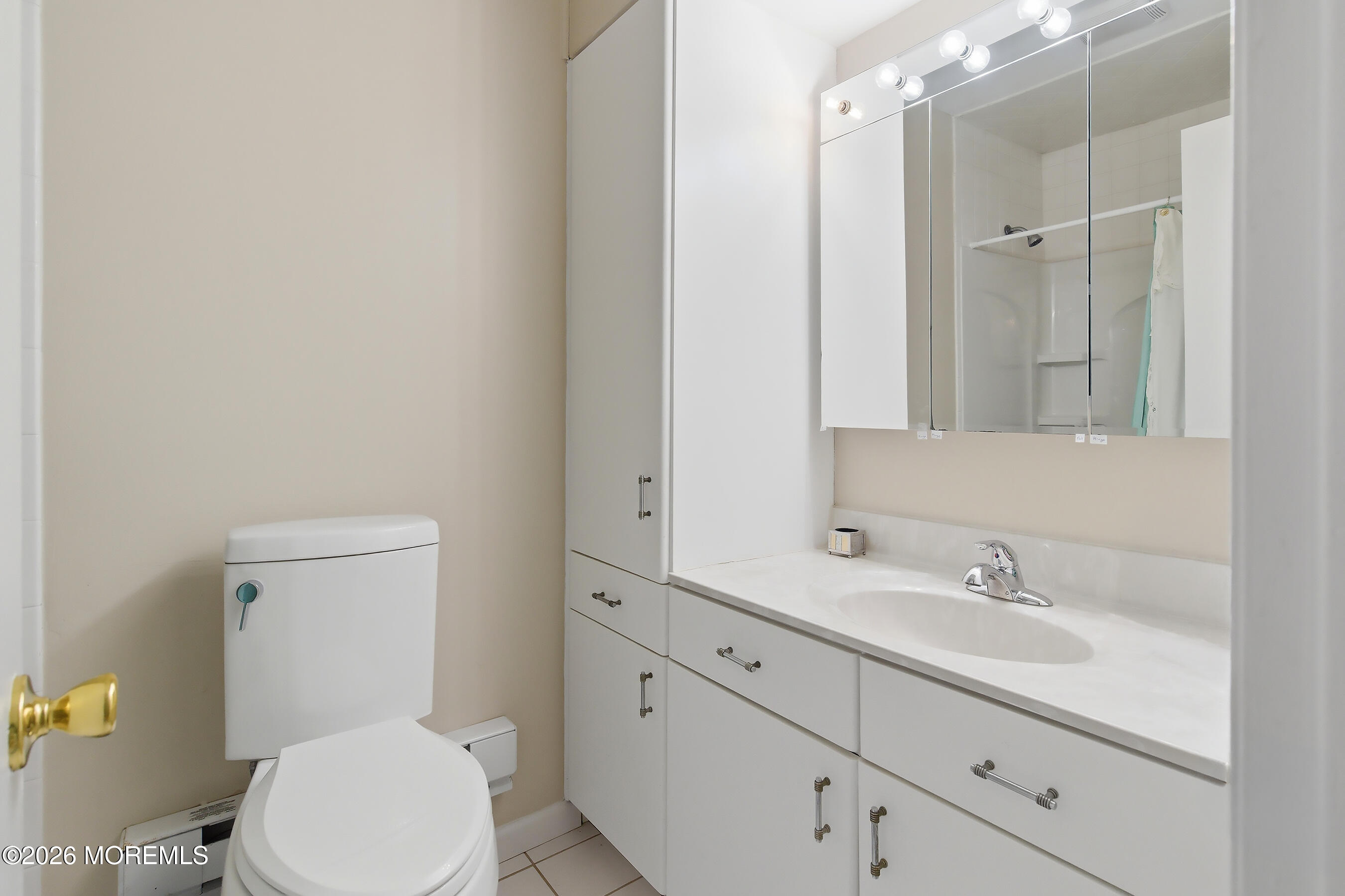 7 Hampton Court Red Bank, NJ 07701 - Photo 18 of 50 24-Bath 1