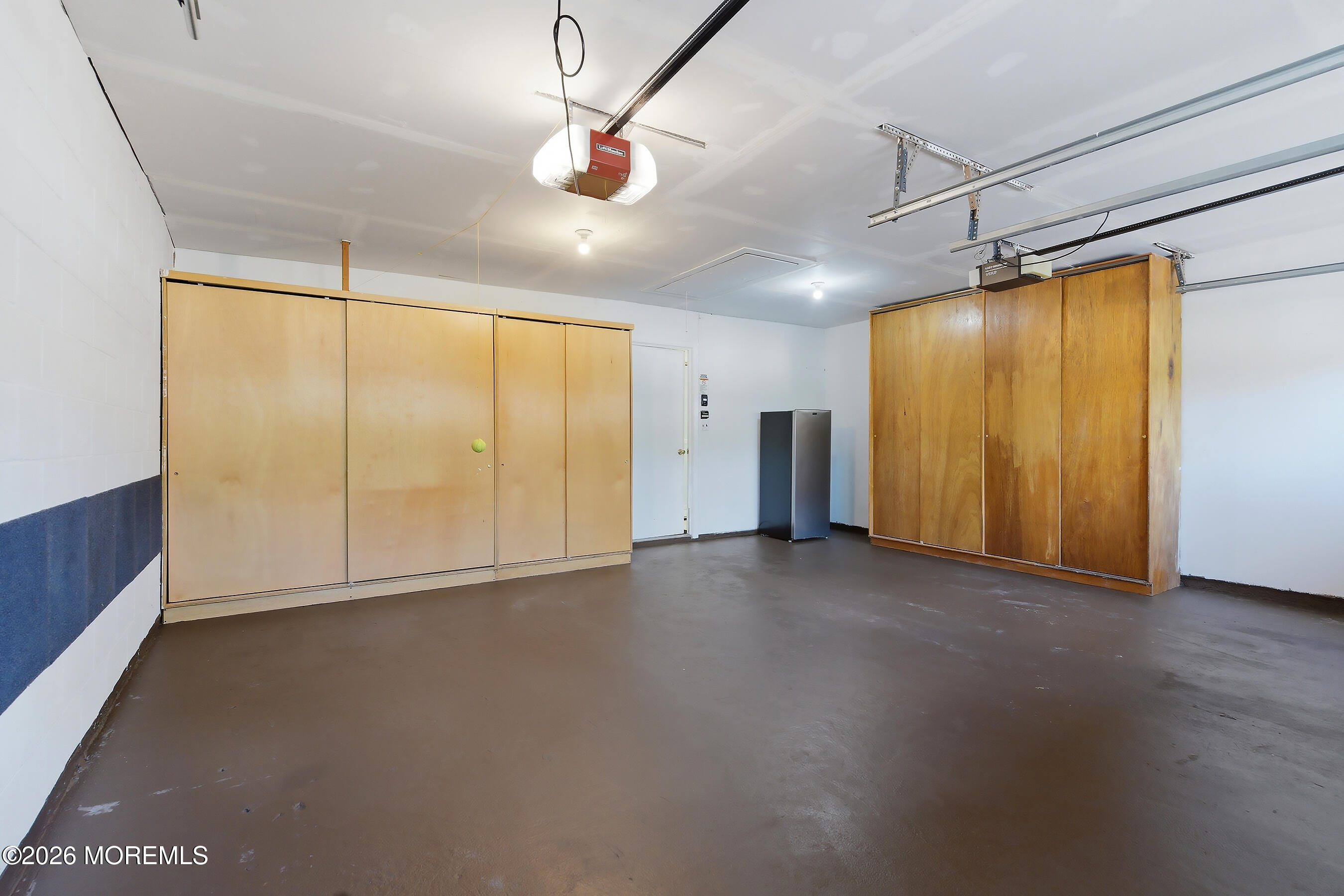 7 Hampton Court Red Bank, NJ 07701 - Photo 22 of 50 28-Garage 1a