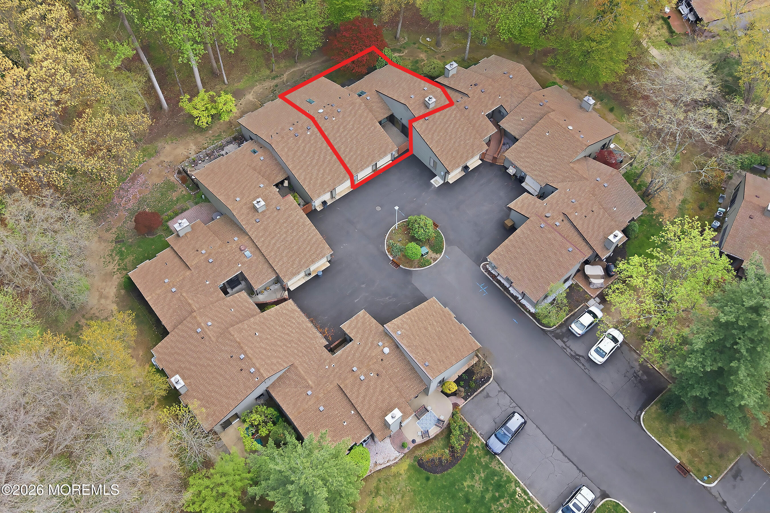 7 Hampton Court Red Bank, NJ 07701 - Photo 27 of 50 33-Overhead 3 with Outline