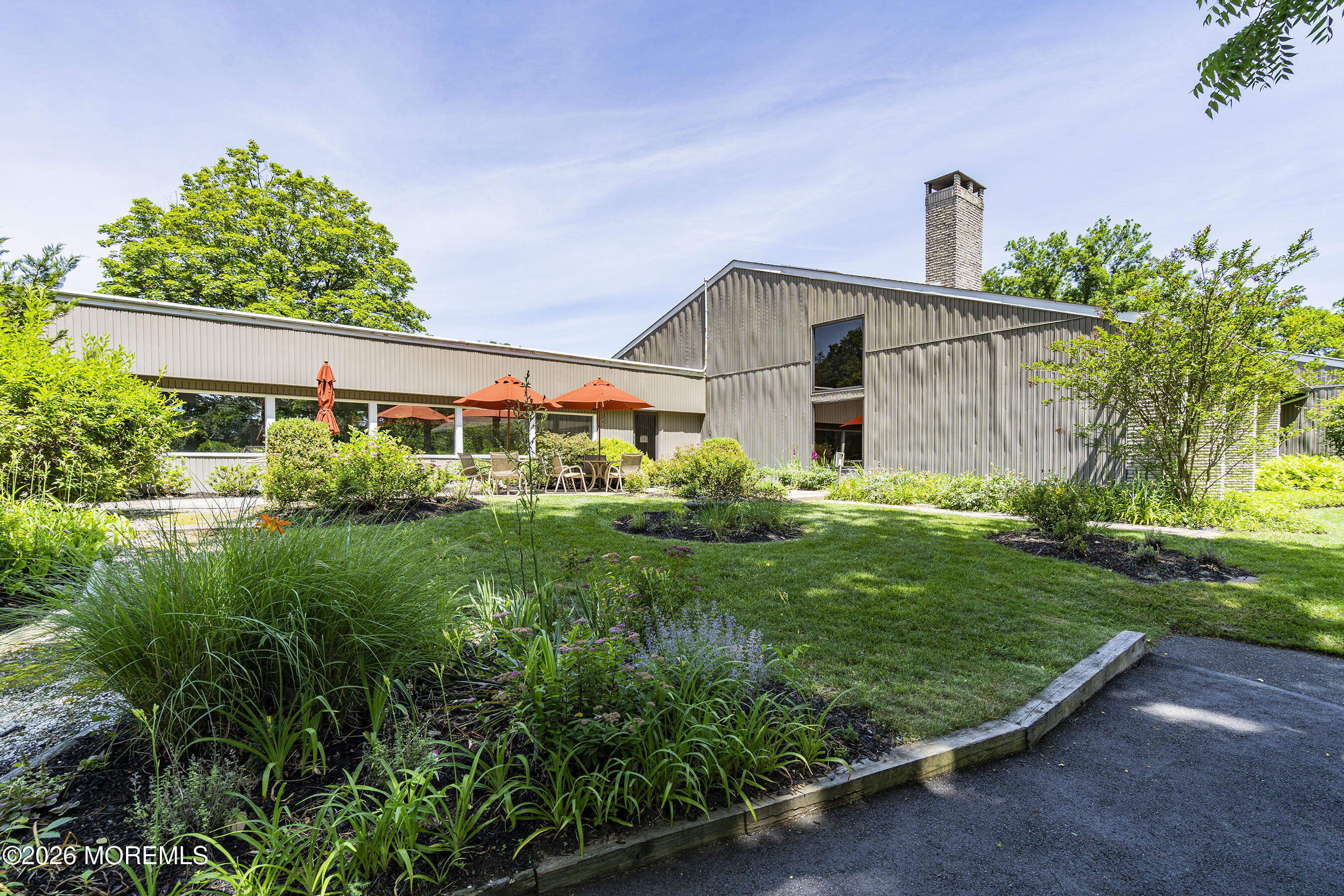 7 Hampton Court Red Bank, NJ 07701 - Photo 36 of 50 45-Clubhouse 5