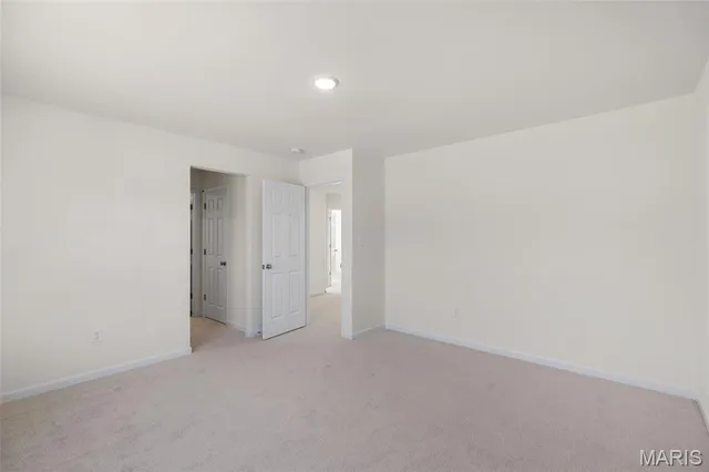 $408,216 | 414 Winding Bluffs Court, Fenton, MO 63026