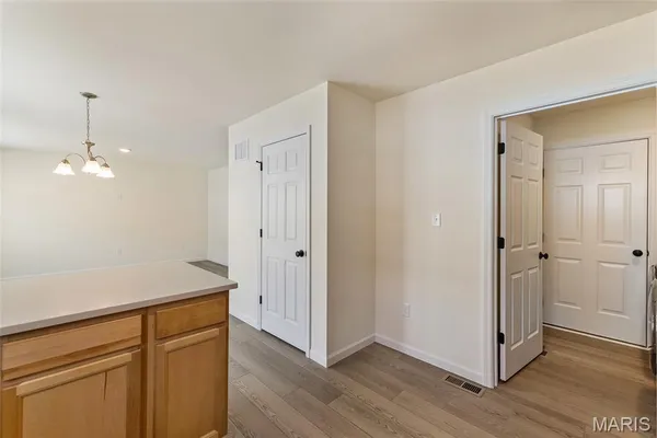 $394,900 | 414 Winding Bluffs Court, Fenton, MO 63026