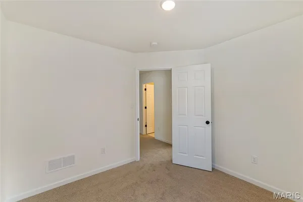 $394,900 | 414 Winding Bluffs Court, Fenton, MO 63026