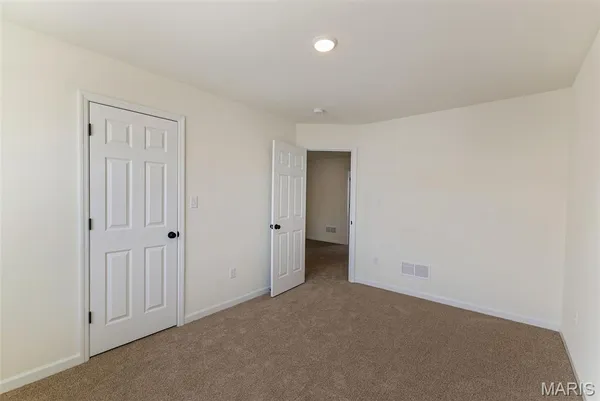 $394,900 | 414 Winding Bluffs Court, Fenton, MO 63026