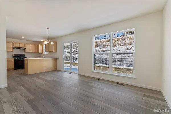 $394,900 | 414 Winding Bluffs Court, Fenton, MO 63026