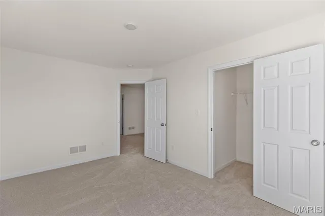 $408,216 | 414 Winding Bluffs Court, Fenton, MO 63026