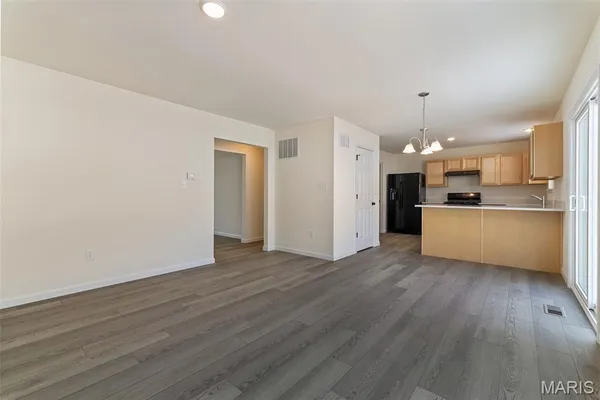 $394,900 | 414 Winding Bluffs Court, Fenton, MO 63026