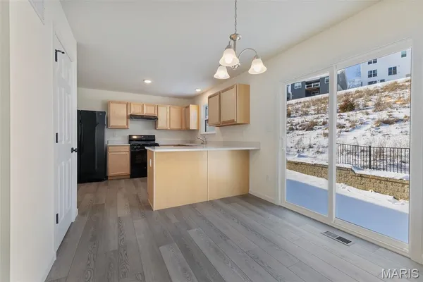 $394,900 | 414 Winding Bluffs Court, Fenton, MO 63026