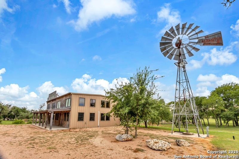 700 Ledgerock Road Wimberley, TX 78676 - Photo 9 of 38
