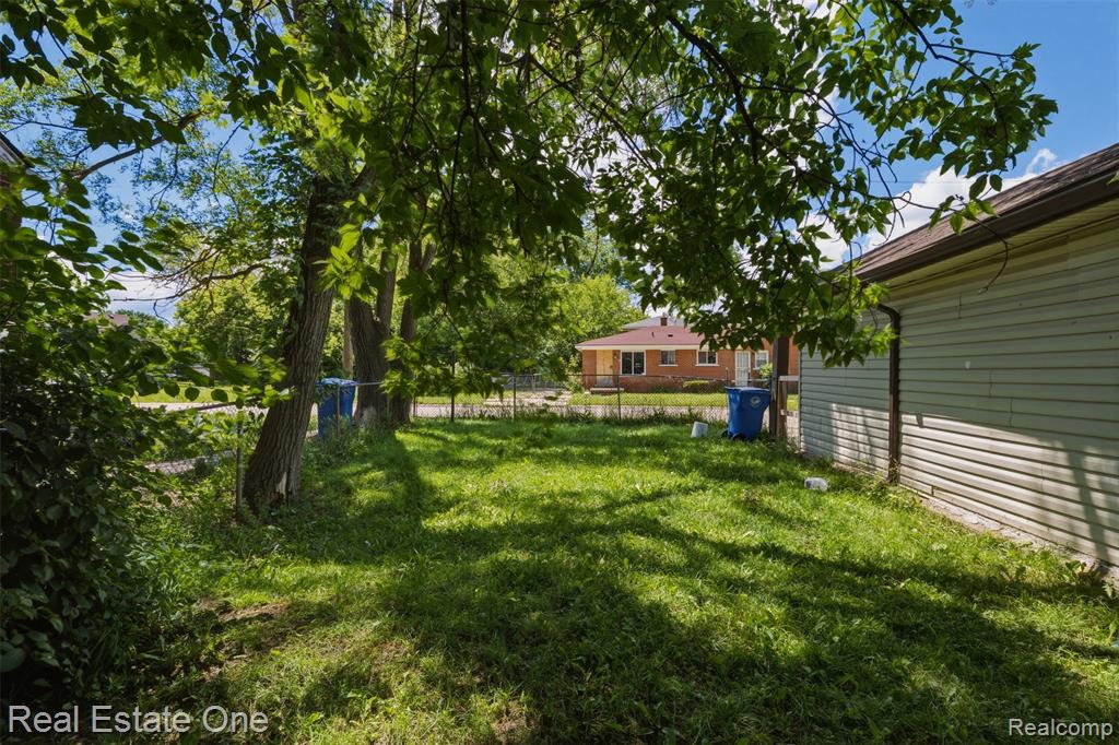 28151 Cherry Street Inkster, MI 48141 - Photo 17 of 18